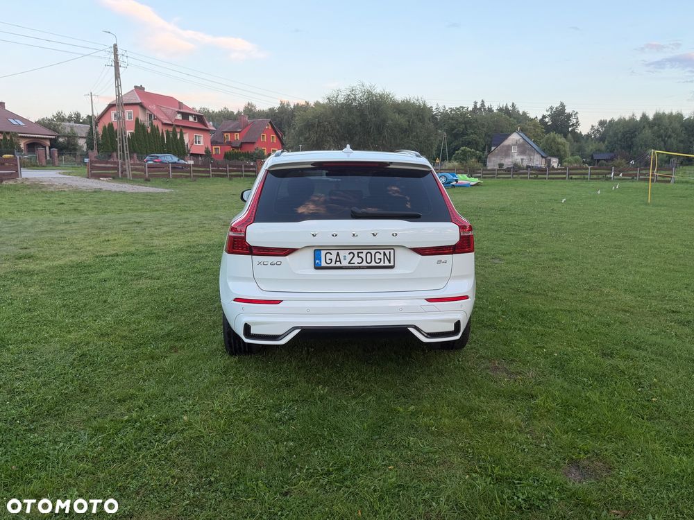 Volvo XC 60 B4 B R-Design - 6