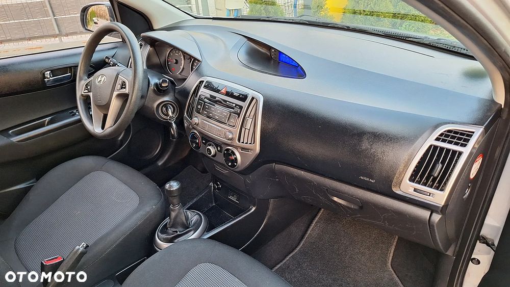 Hyundai i20 1.25 Comfort - 13