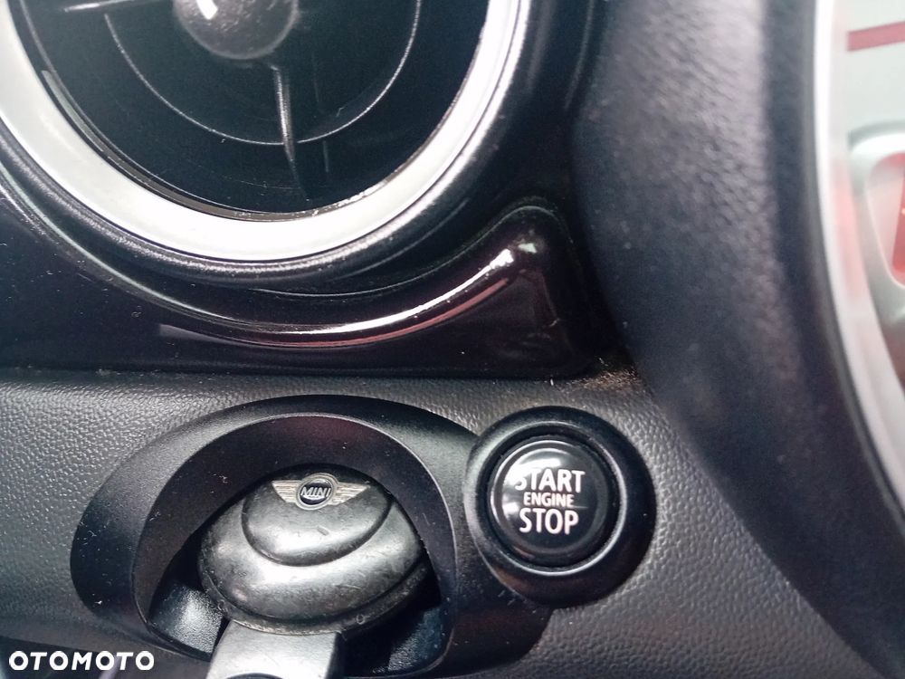 MINI Clubman - 12