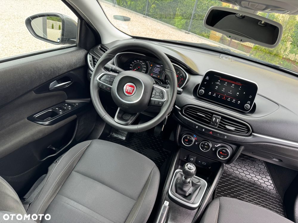 Fiat Tipo 1.4 T-Jet Business Line - 26