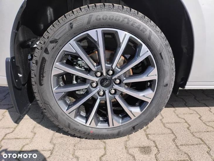 Ford Tourneo Custom 2.0 EcoBlue 320 AWD L2 Titanium - 16