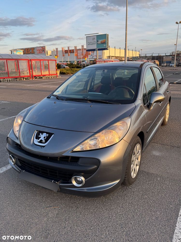 Peugeot 207 1.4 nICE - 12