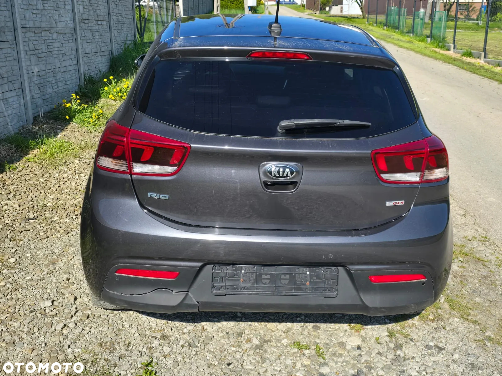 Kia Rio 1.0 T-GDI 120 Platinum Edition - 4