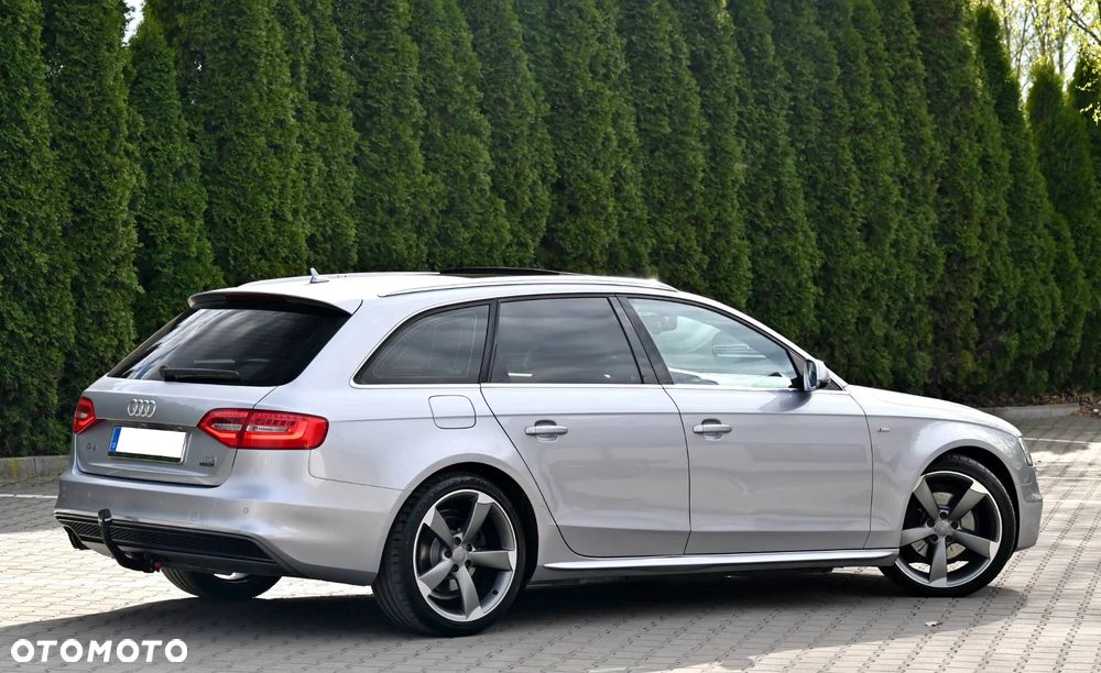 Audi A4 Avant 2.0 TDI Quattro Line S tronic - 13