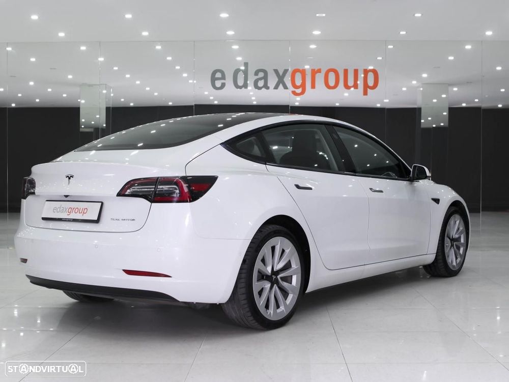 Tesla Model 3 Long-Range Dual Motor AWD - 3