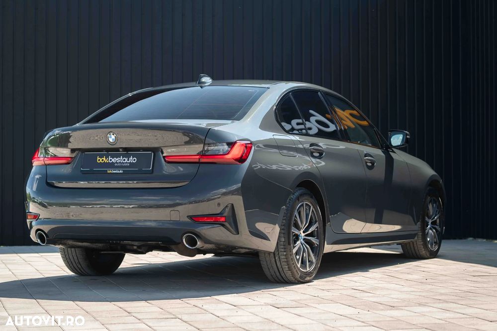 BMW Seria 3 320d xDrive Aut. Sport Line - 37