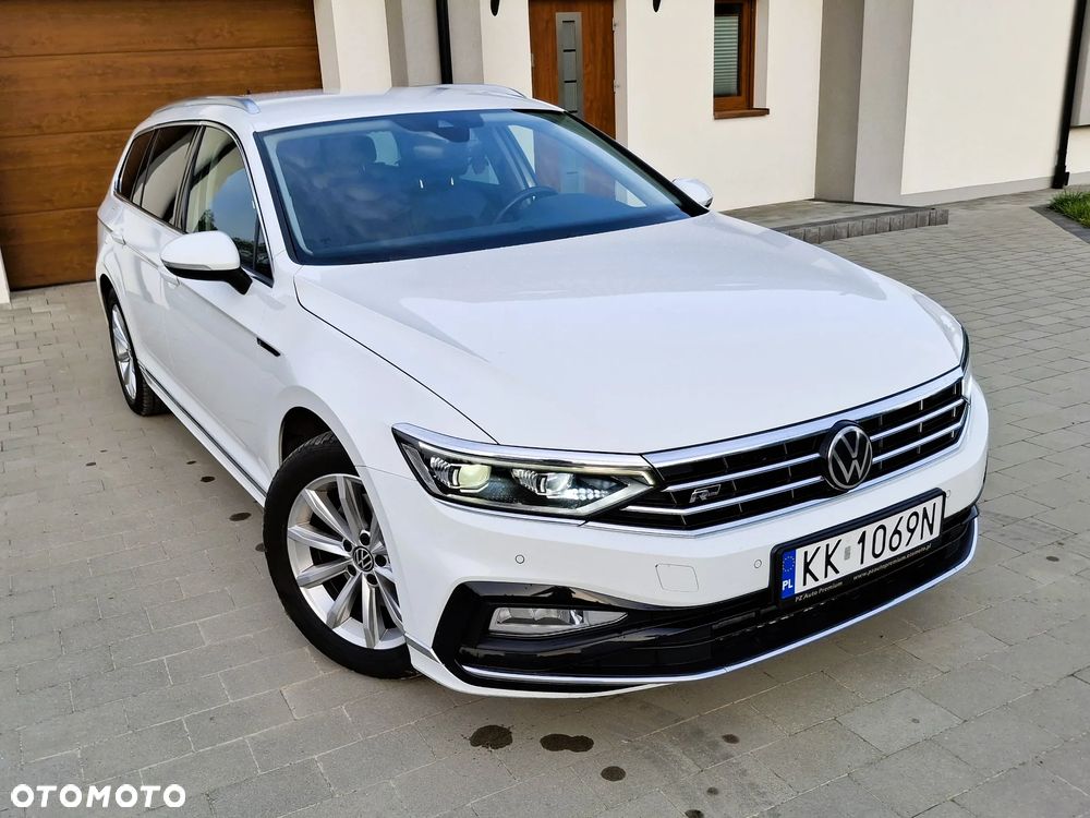 Volkswagen Passat Variant 2.0 TDI SCR DSG 4Motion Elegance - 8