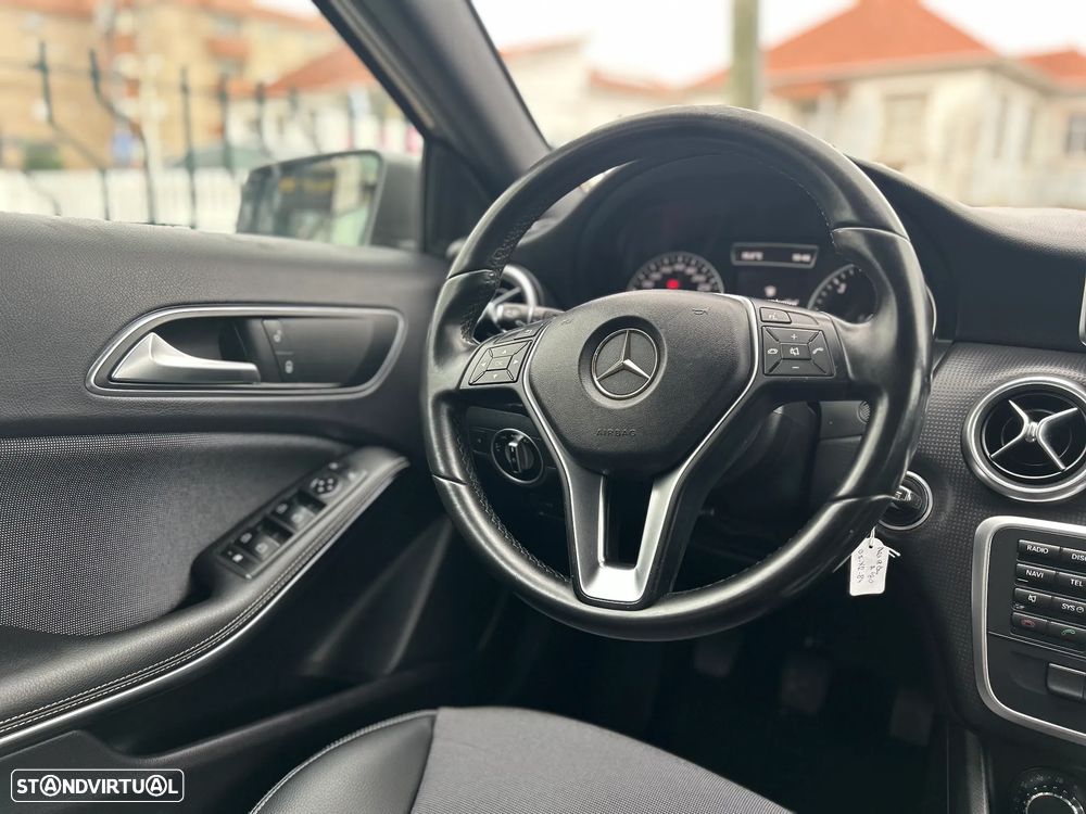 Mercedes-Benz A 180 CDI (BlueEFFICIENCY) Urban - 17