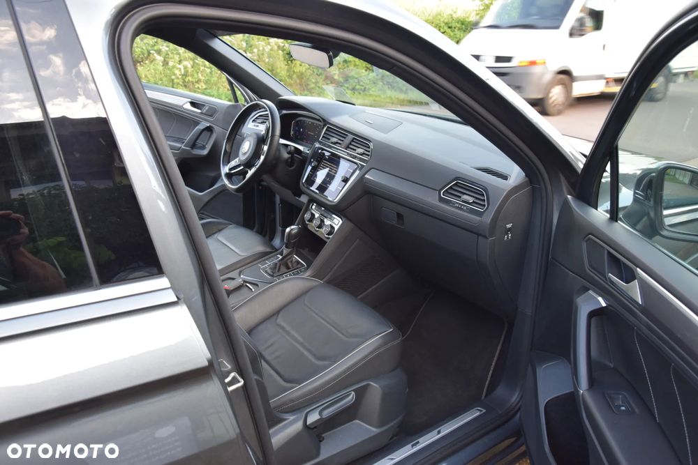Volkswagen Tiguan Allspace 2.0 TDI R-Line DSG - 19