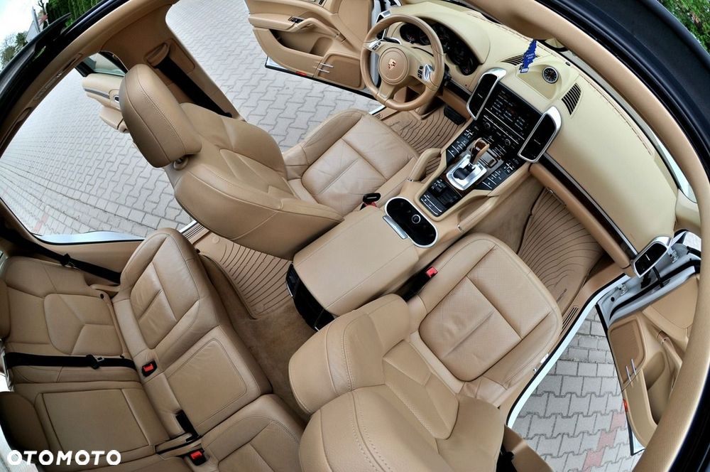 Porsche Cayenne Diesel - 11