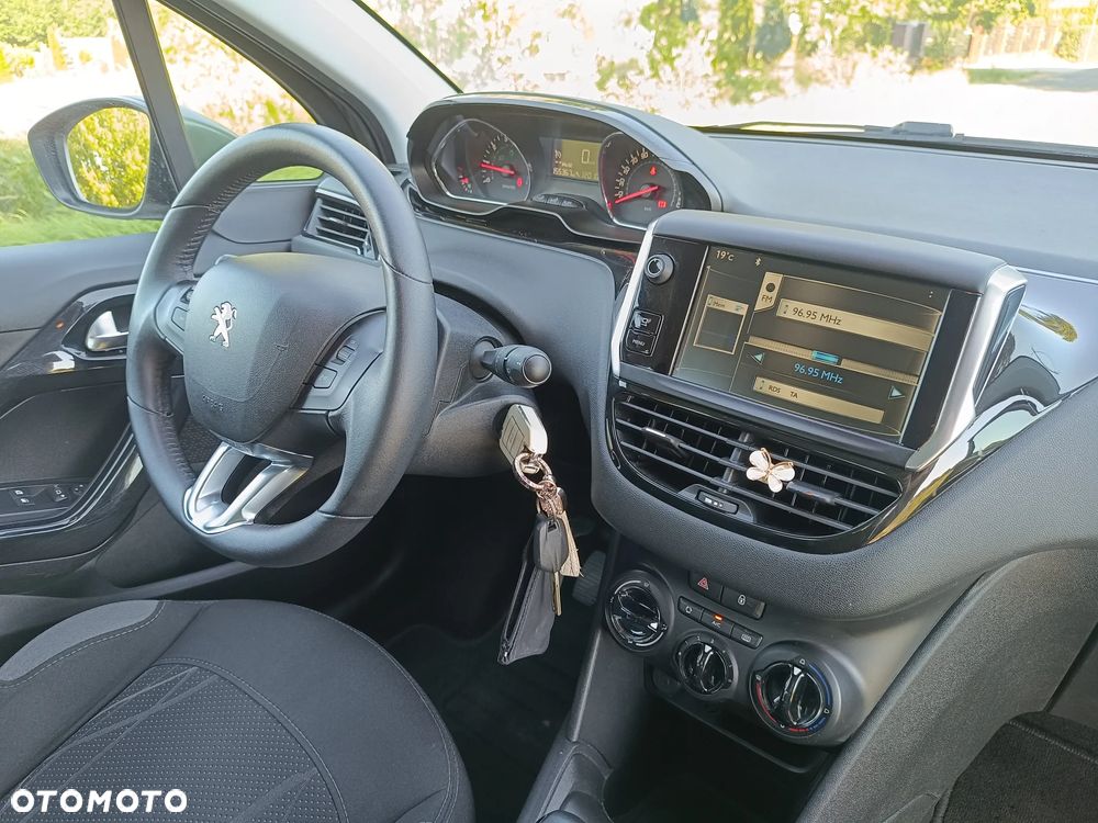 Peugeot 208 PureTech 82 Active - 24