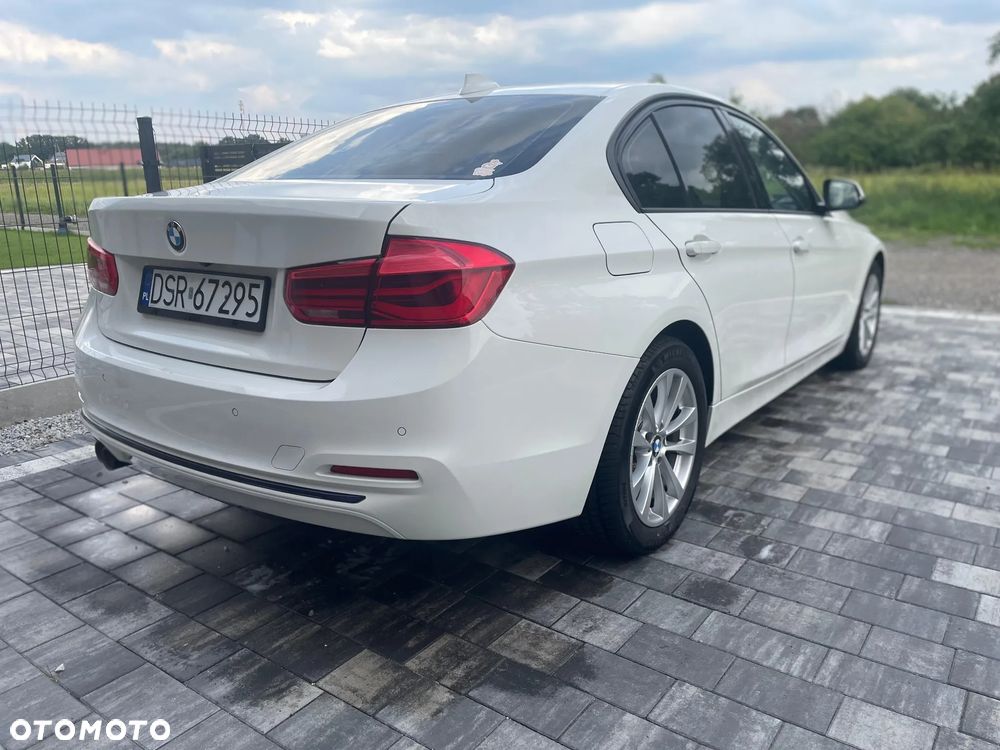 BMW Seria 3 320d xDrive Sport Line Sport - 6