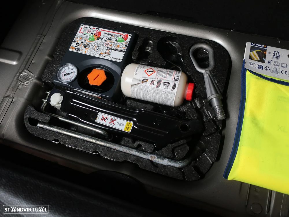 MINI 3 Portas Cooper D - 12