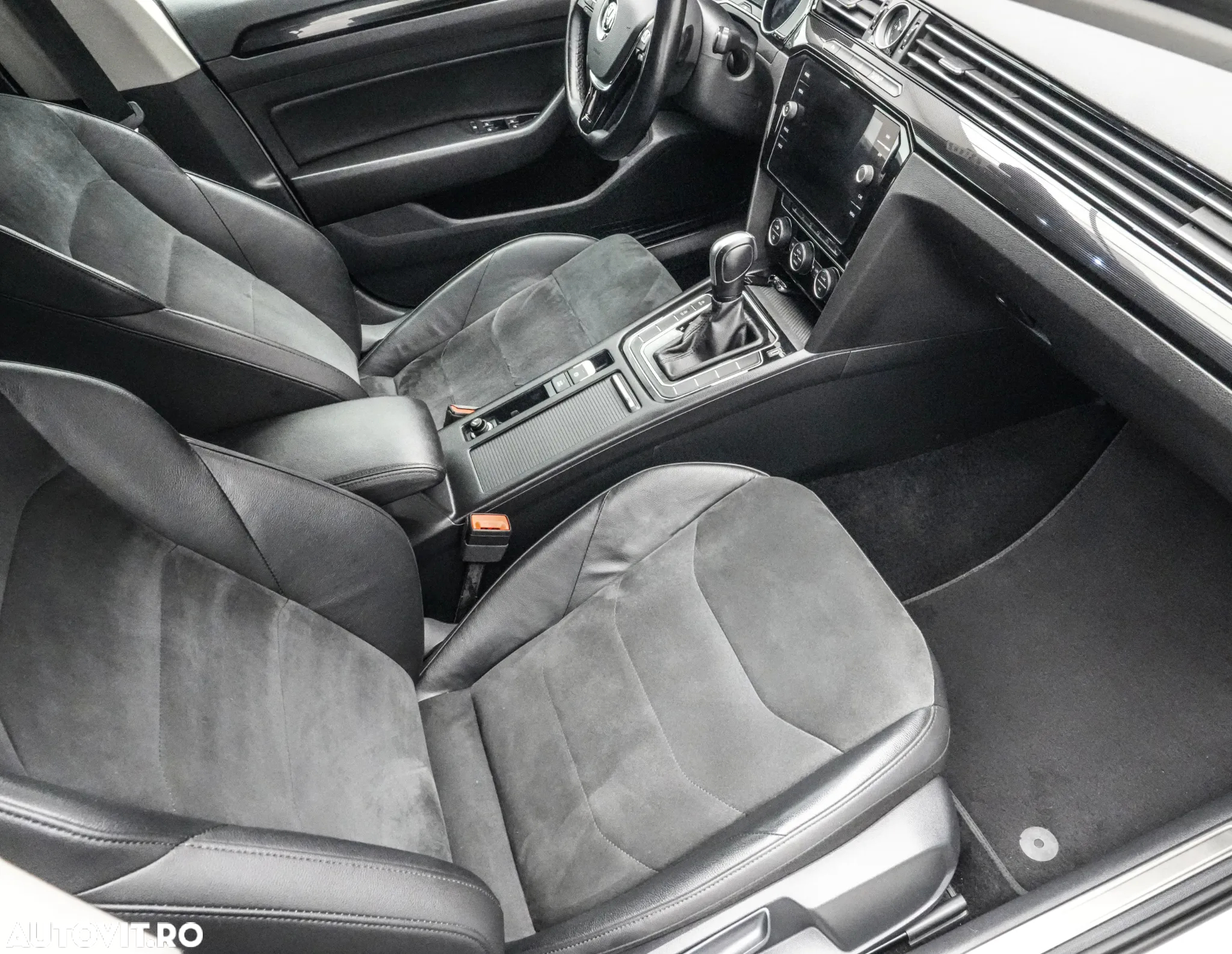 Volkswagen ARTEON 2.0 TDI DSG Elegance - 12