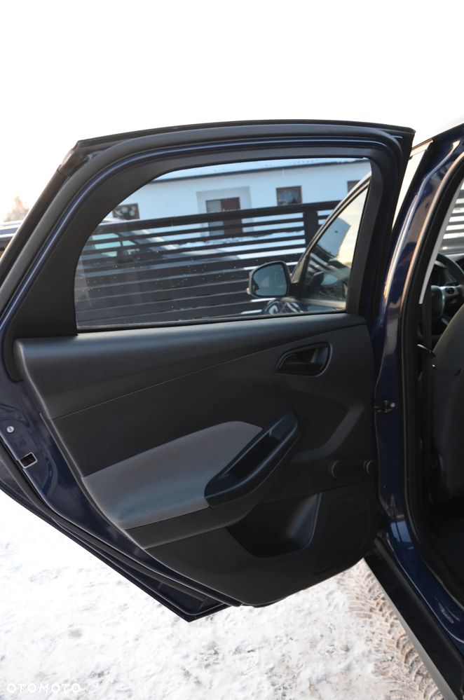 Ford Focus 1.6 Ambiente Start - 11