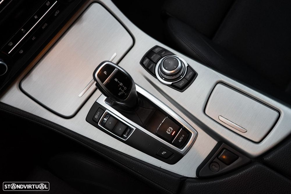 BMW 525 d Pack M Auto - 26