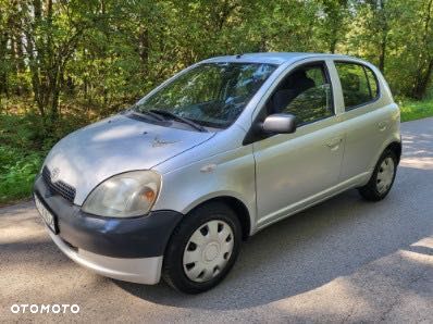 Toyota Yaris - 1