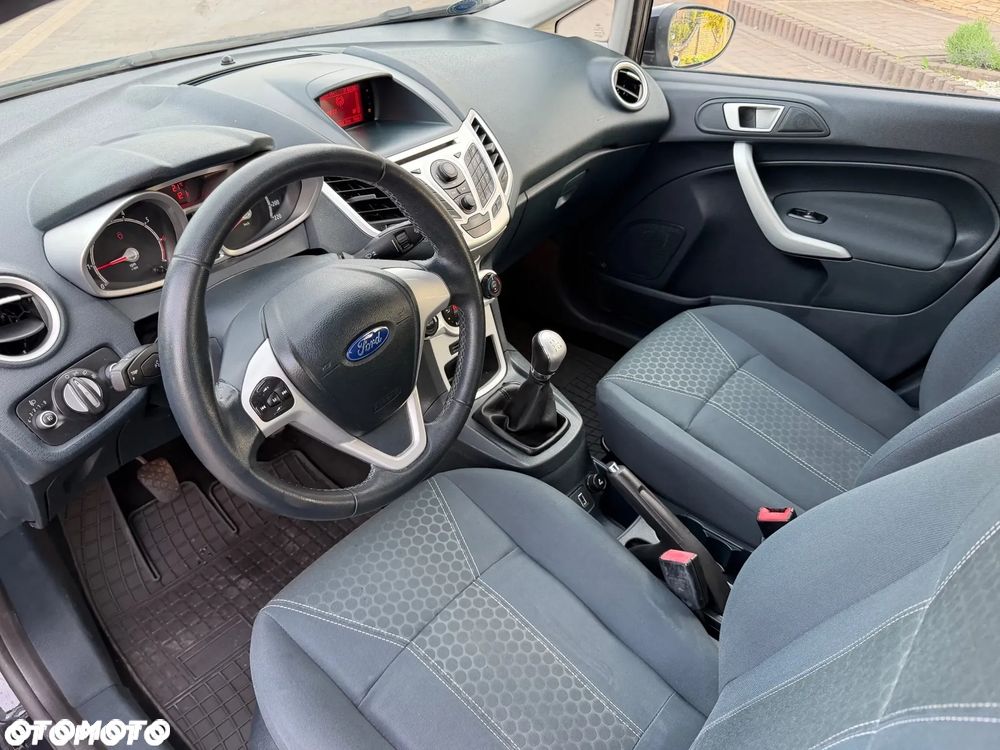 Ford Fiesta 1.25 Titanium - 14
