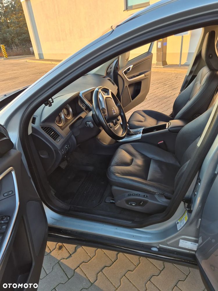 Volvo XC 60 T6 AWD Kinetic - 10