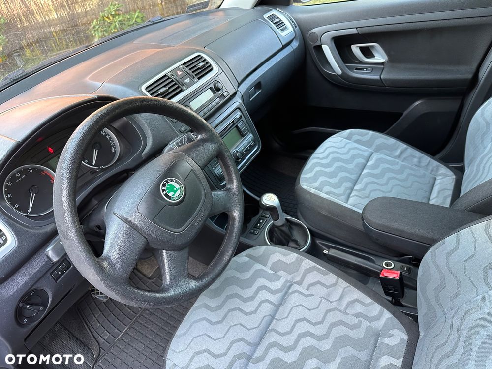 Skoda Roomster - 12