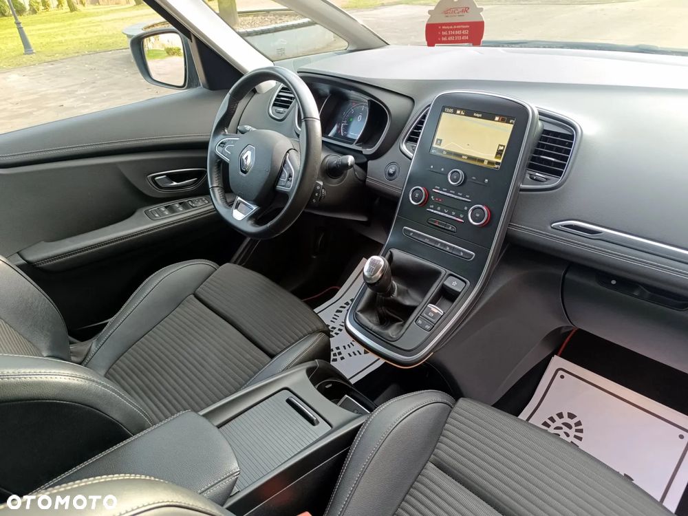 Renault Grand Scenic BLUE dCi 120 BLACK EDITION - 31