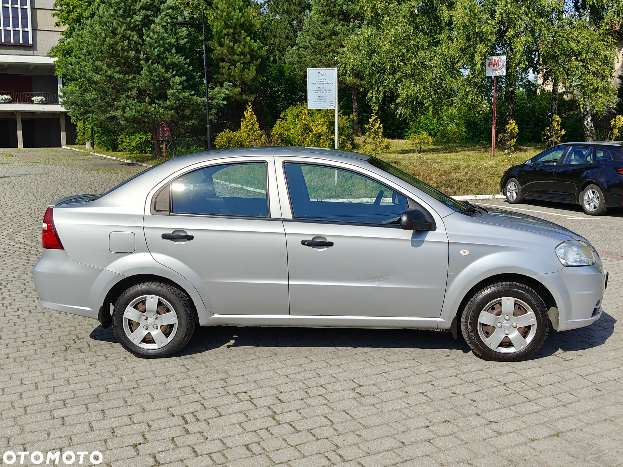 Chevrolet Aveo 1.2 Premium - 12