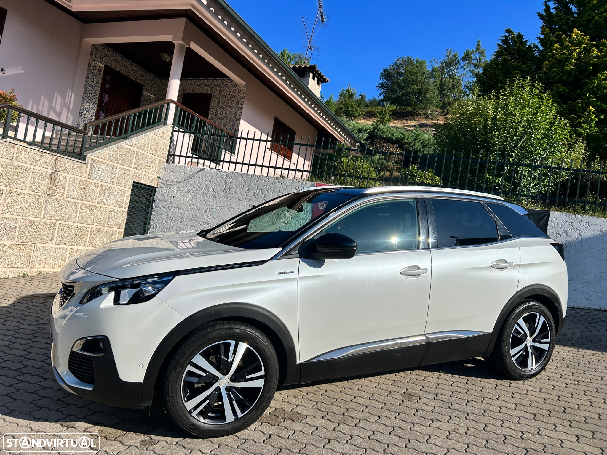 Peugeot 3008 1.5 BlueHDi GT Line EAT8 - 3