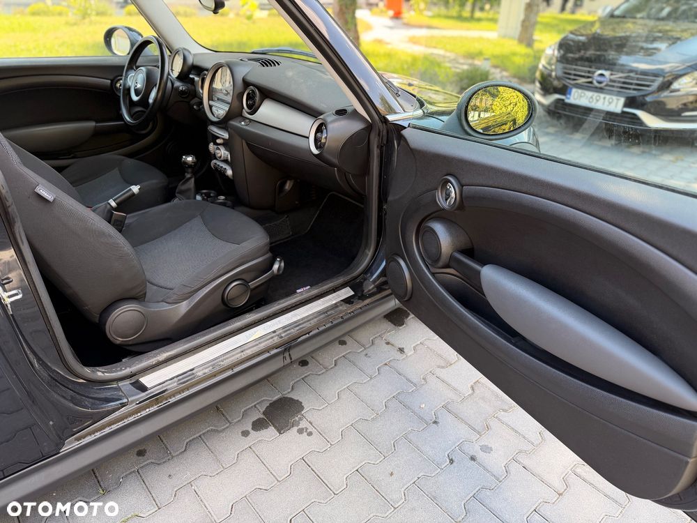MINI Cooper Standard - 10