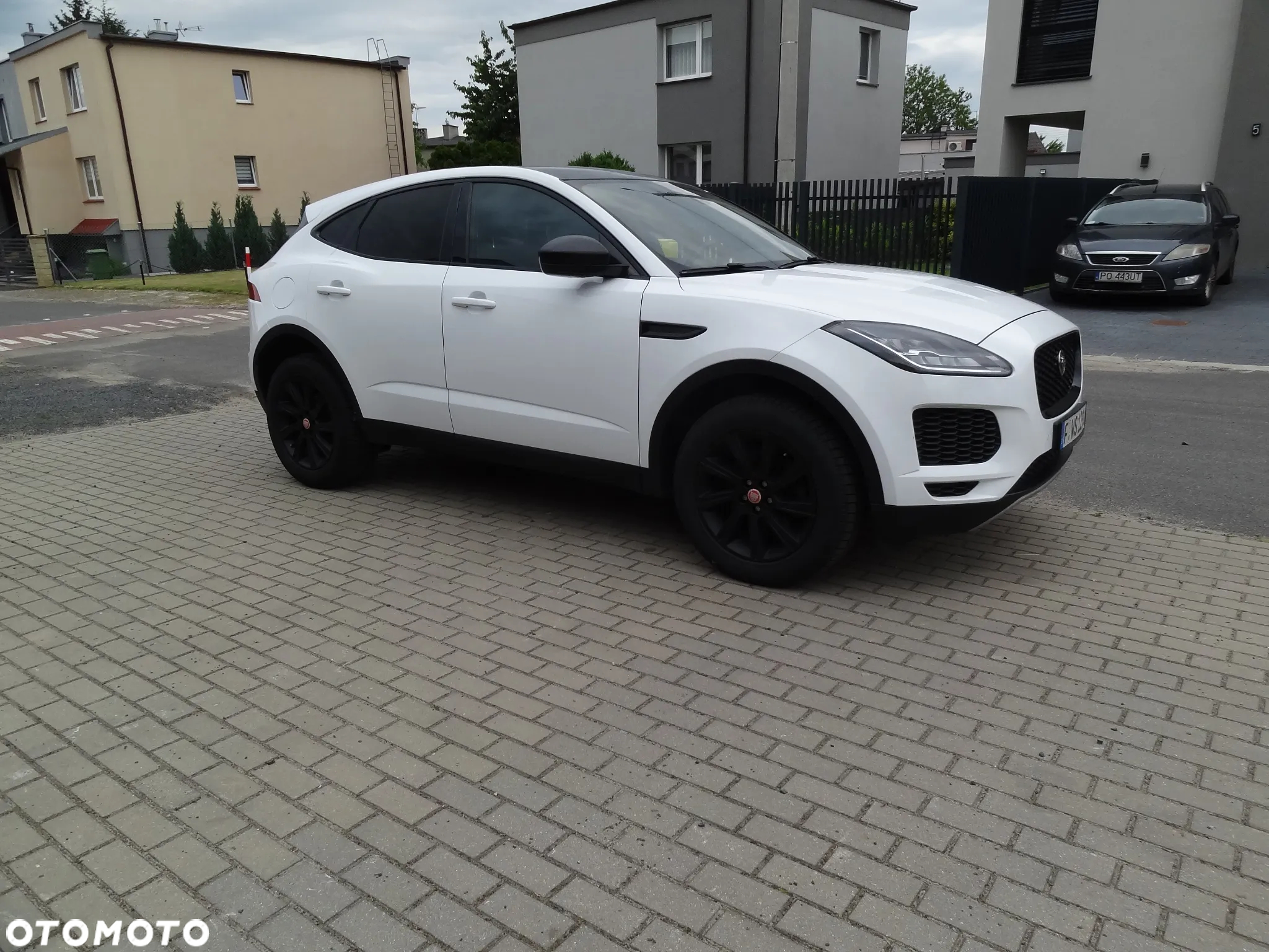 Jaguar E-Pace - 10
