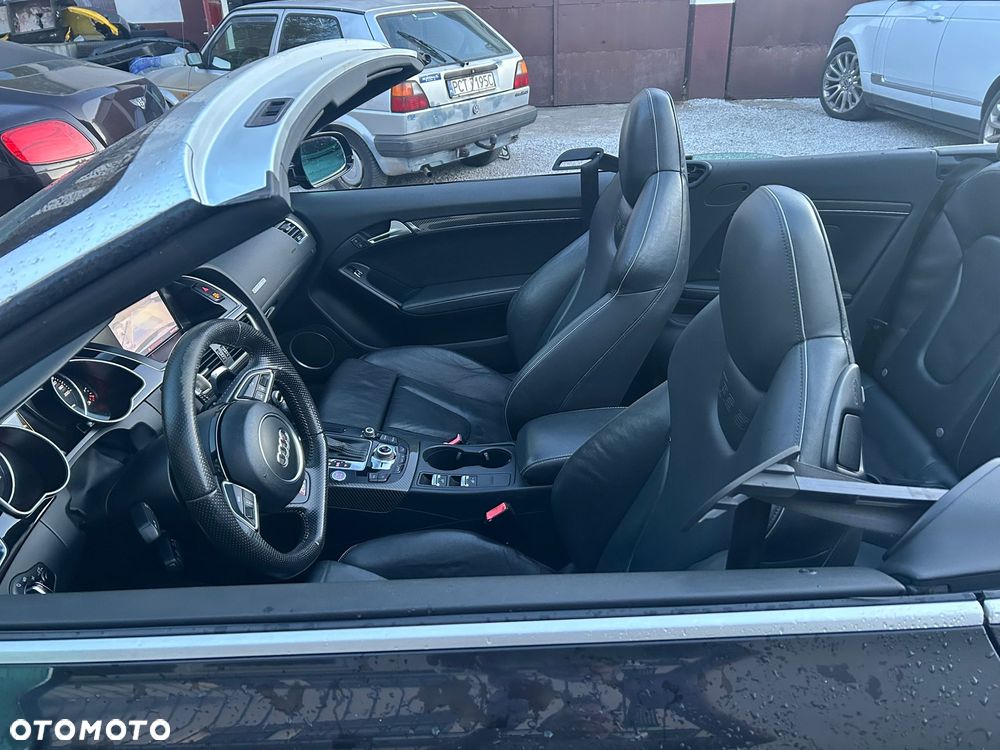 Audi RS5 Cabrio S tronic - 22