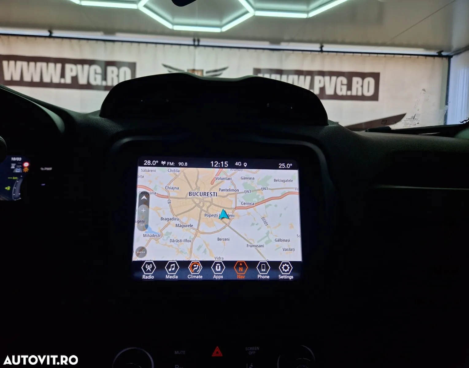 Jeep Renegade 1.3T 4xe AT6 PHEV Limited - 13