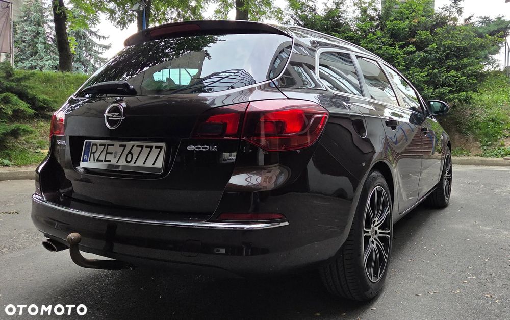 Opel Astra 1.4 T Cosmo - 13