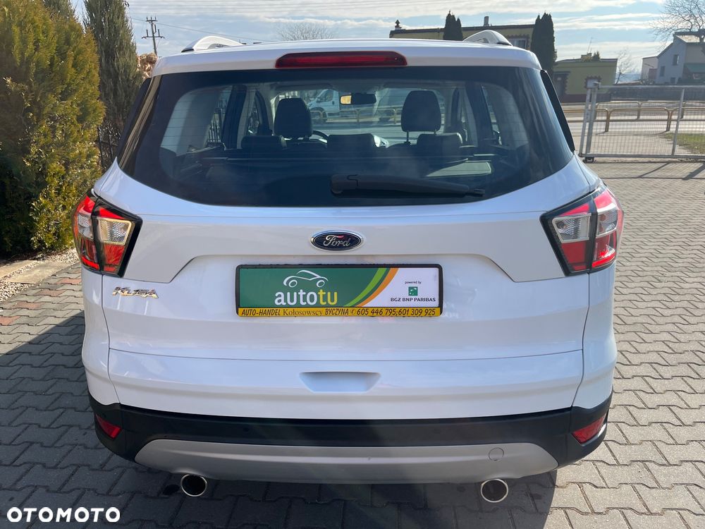 Ford Kuga 2.0 TDCi 4x2 Titanium - 5
