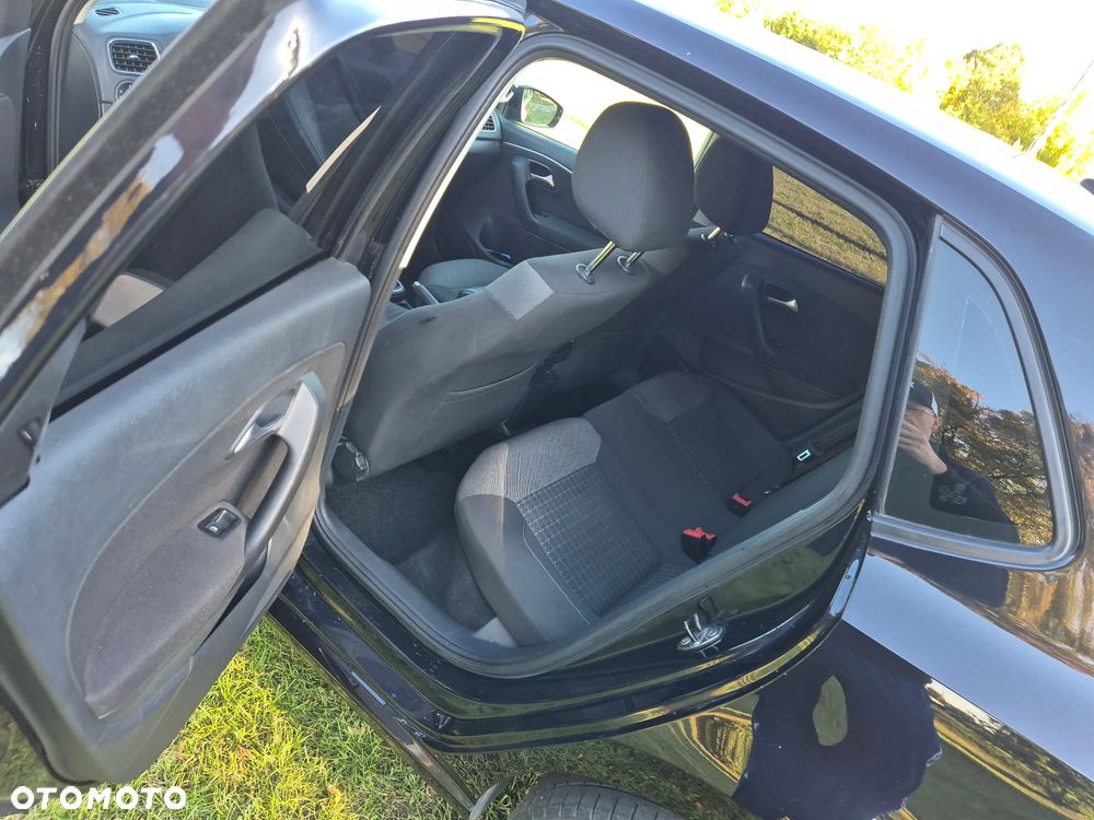 Volkswagen Polo - 21