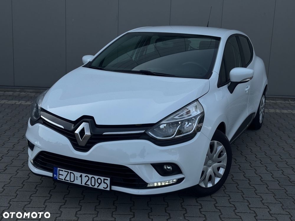 Renault Clio - 35