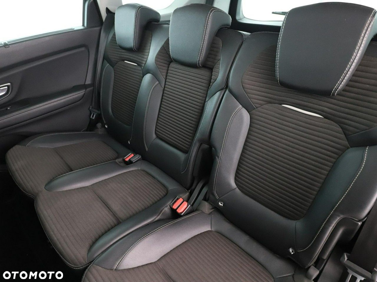 Renault Grand Scenic ENERGY dCi 130 INTENS - 17