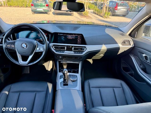 BMW Seria 3 320e Advantage sport - 22