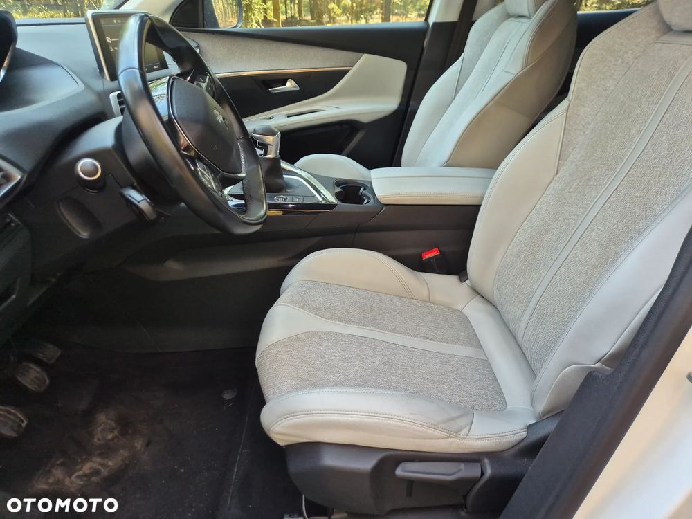 Peugeot 3008 BlueHDi 130 Stop & Start Allure - 22