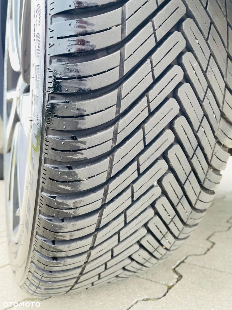 Nissan Qashqai 1.6 DCi ALL-MODE 4x4i TEKNA - 21
