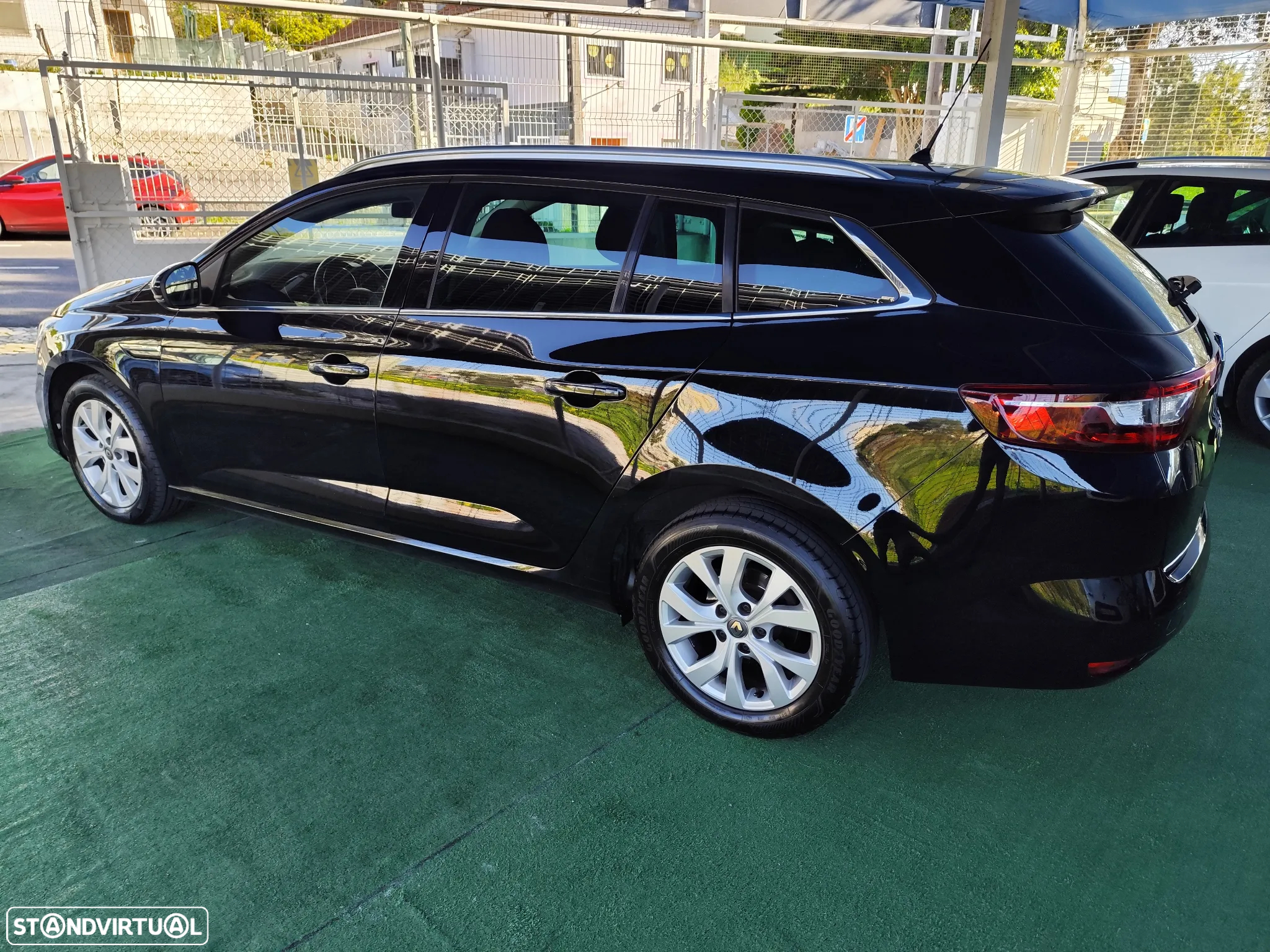 Renault Mégane Sport Tourer 1.5 Blue dCi Limited - 12
