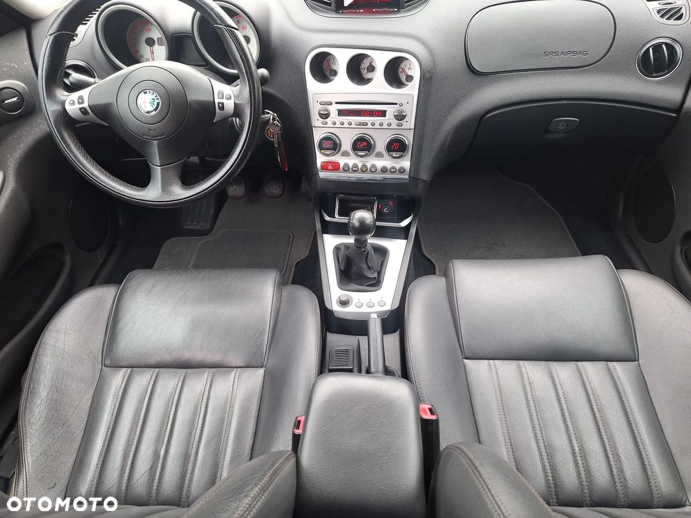 Alfa Romeo 156 1.9 JTD 16V Distinctive - 12