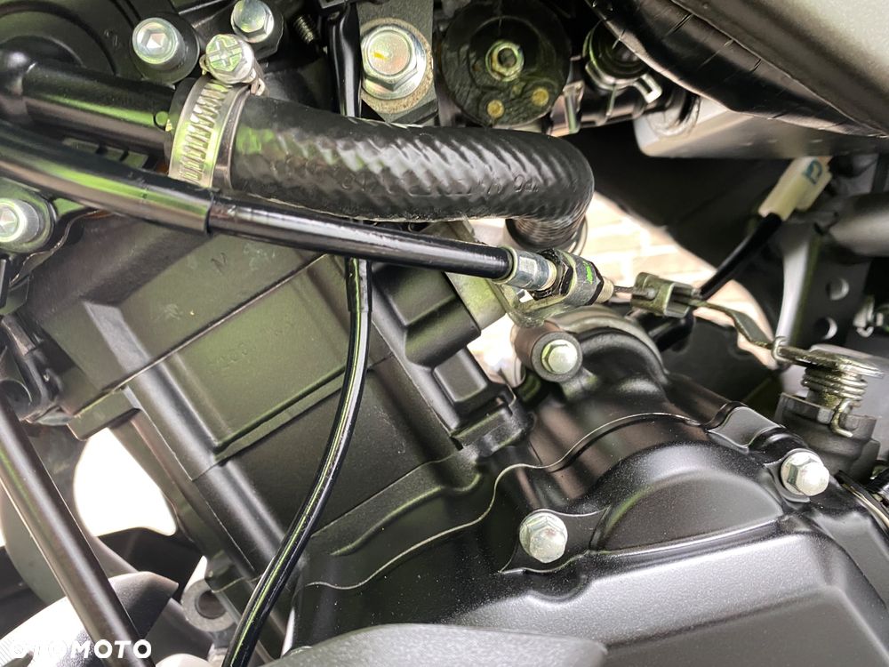 Yamaha MT - 37