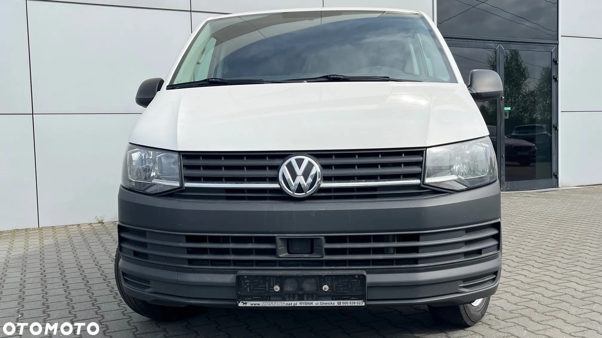 Volkswagen Transporter - 3