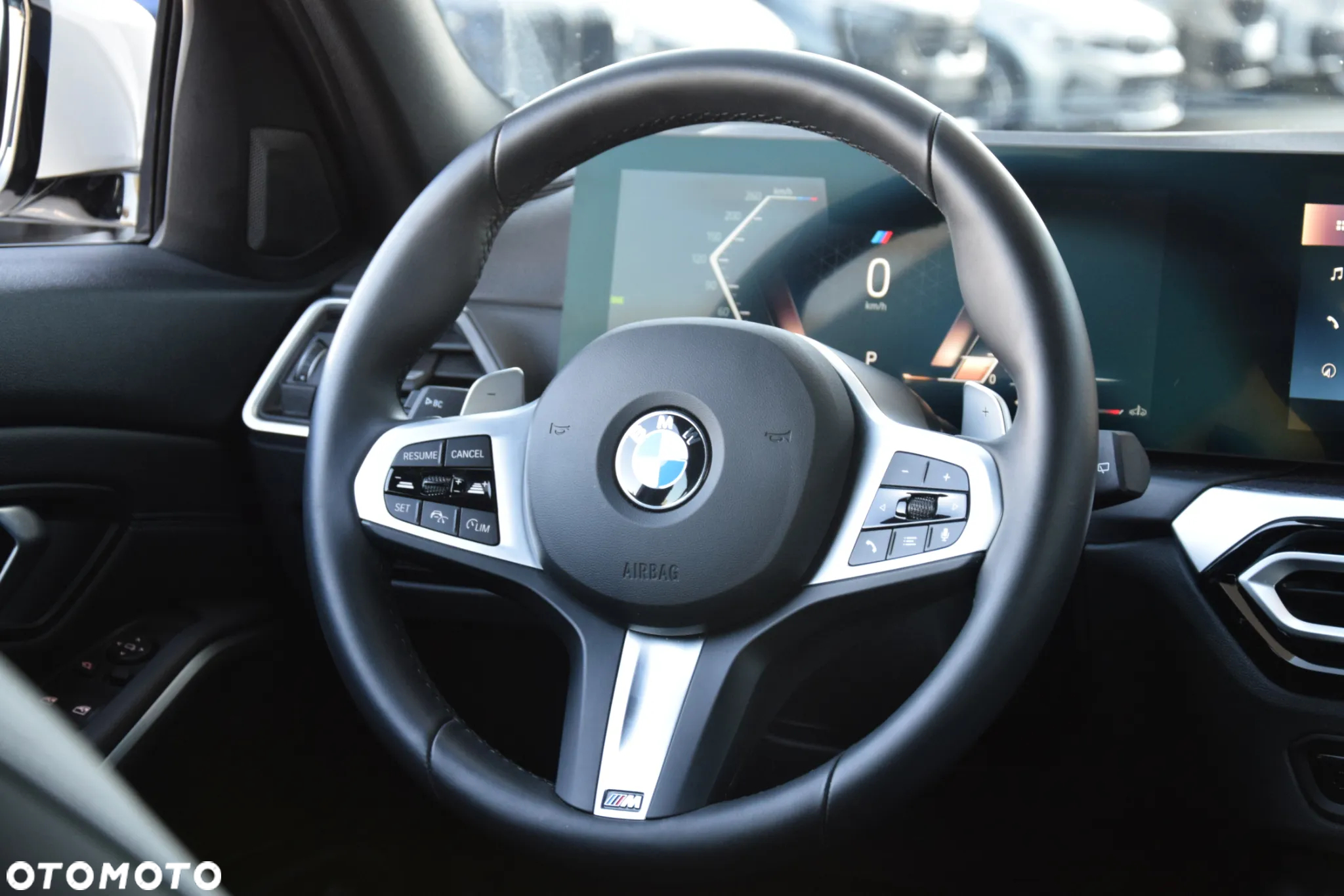 BMW Seria 3 330i M Sport - 11