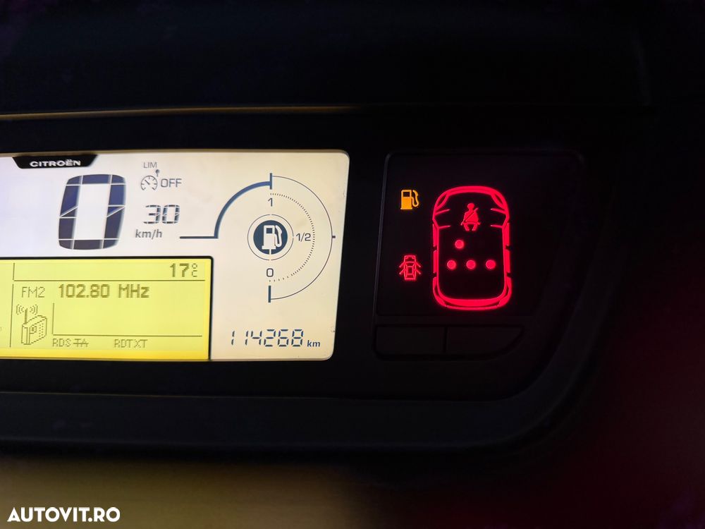 Citroën C4 Picasso 1.6 e-HDI FAP EGS6 Exclusive - 33