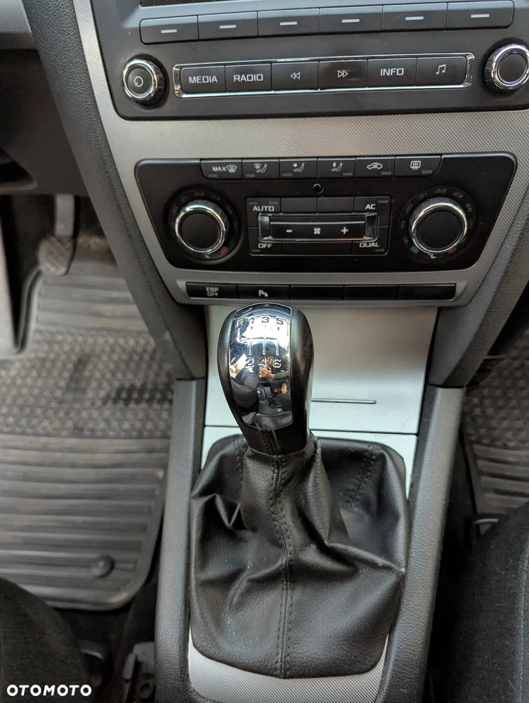 Skoda Octavia 1.8 T FSI Elegance - 13