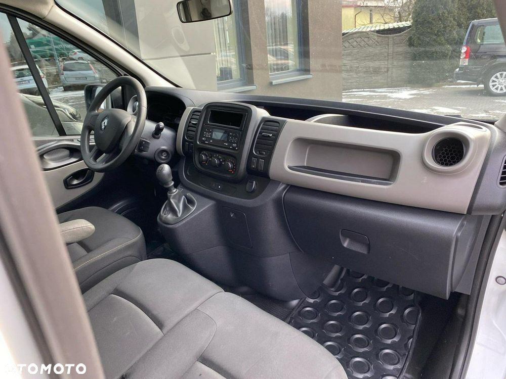 Renault Trafic - 11