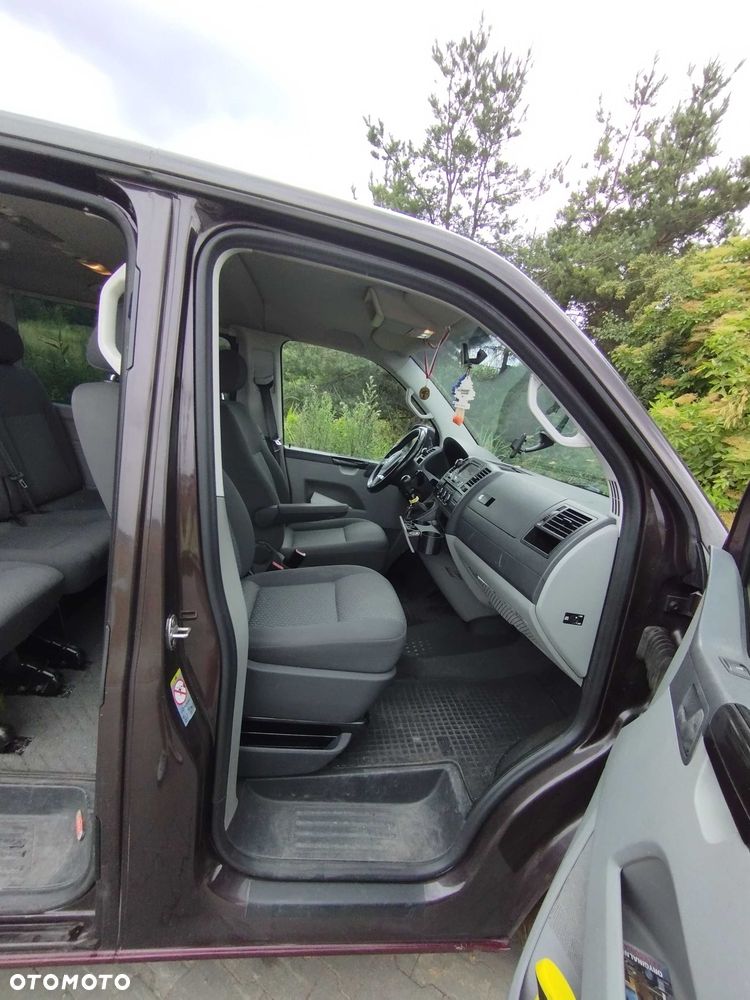 Volkswagen Caravelle - 6