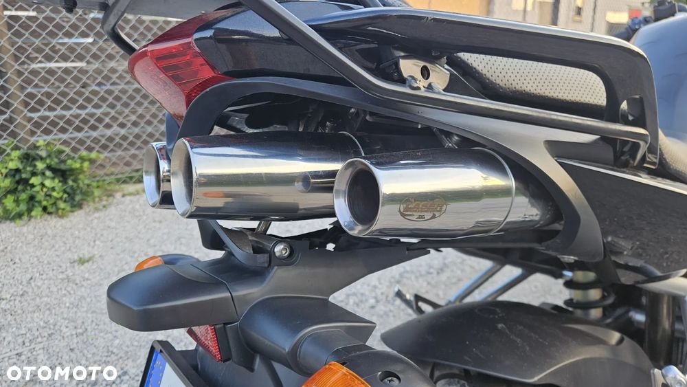 Yamaha FZ6 - 9