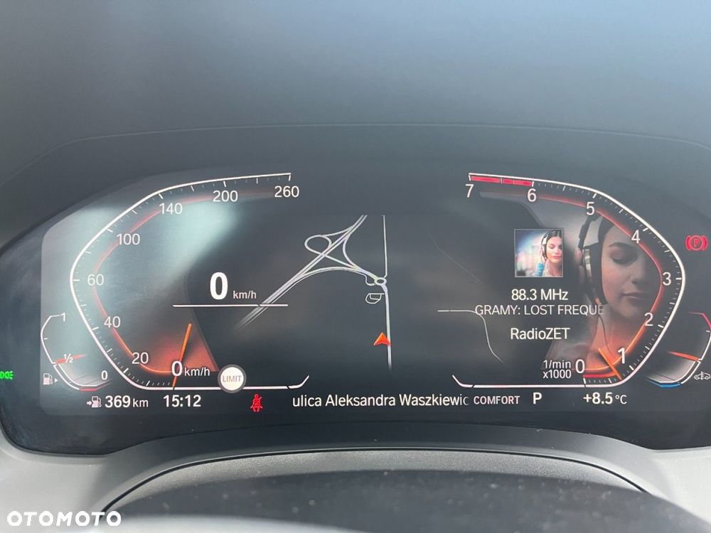 BMW Seria 3 330i - 9